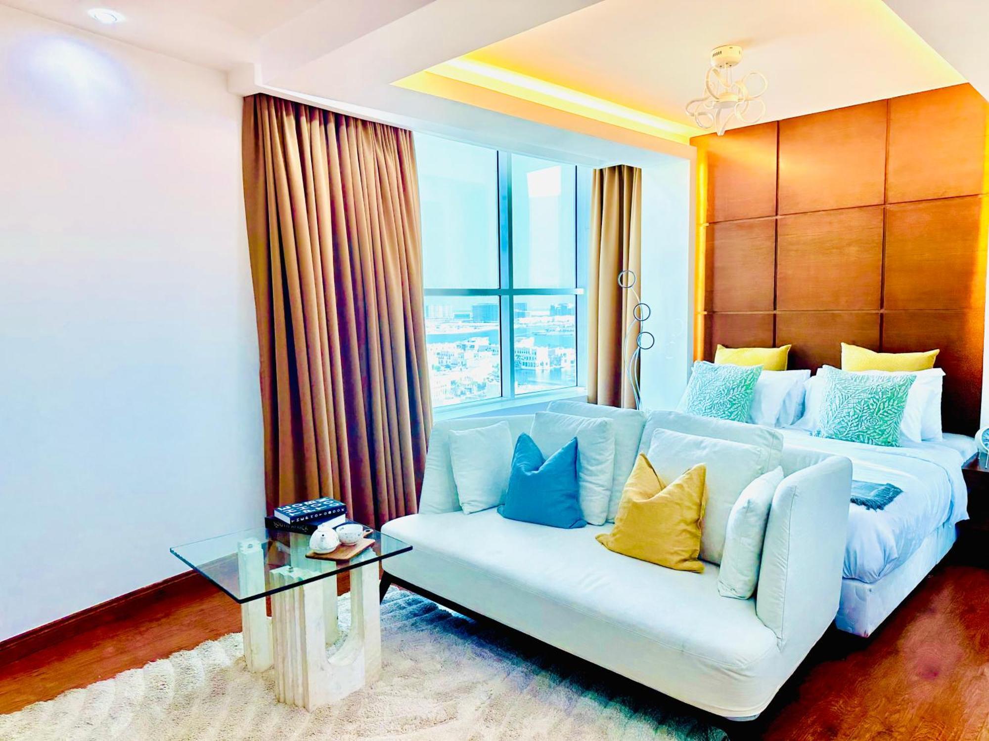 Saxophone Suites Muharraq Buitenkant foto