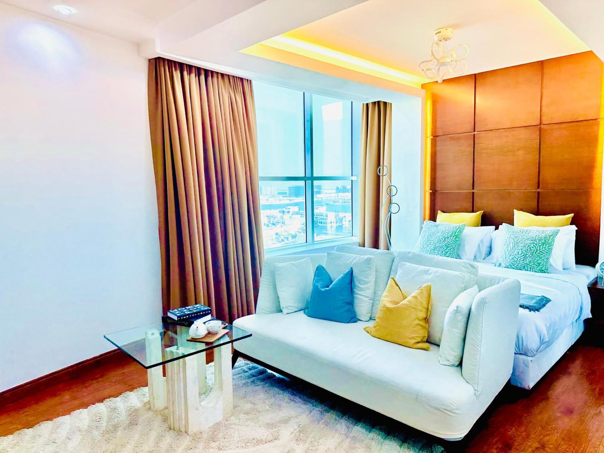 Saxophone Suites Muharraq Buitenkant foto