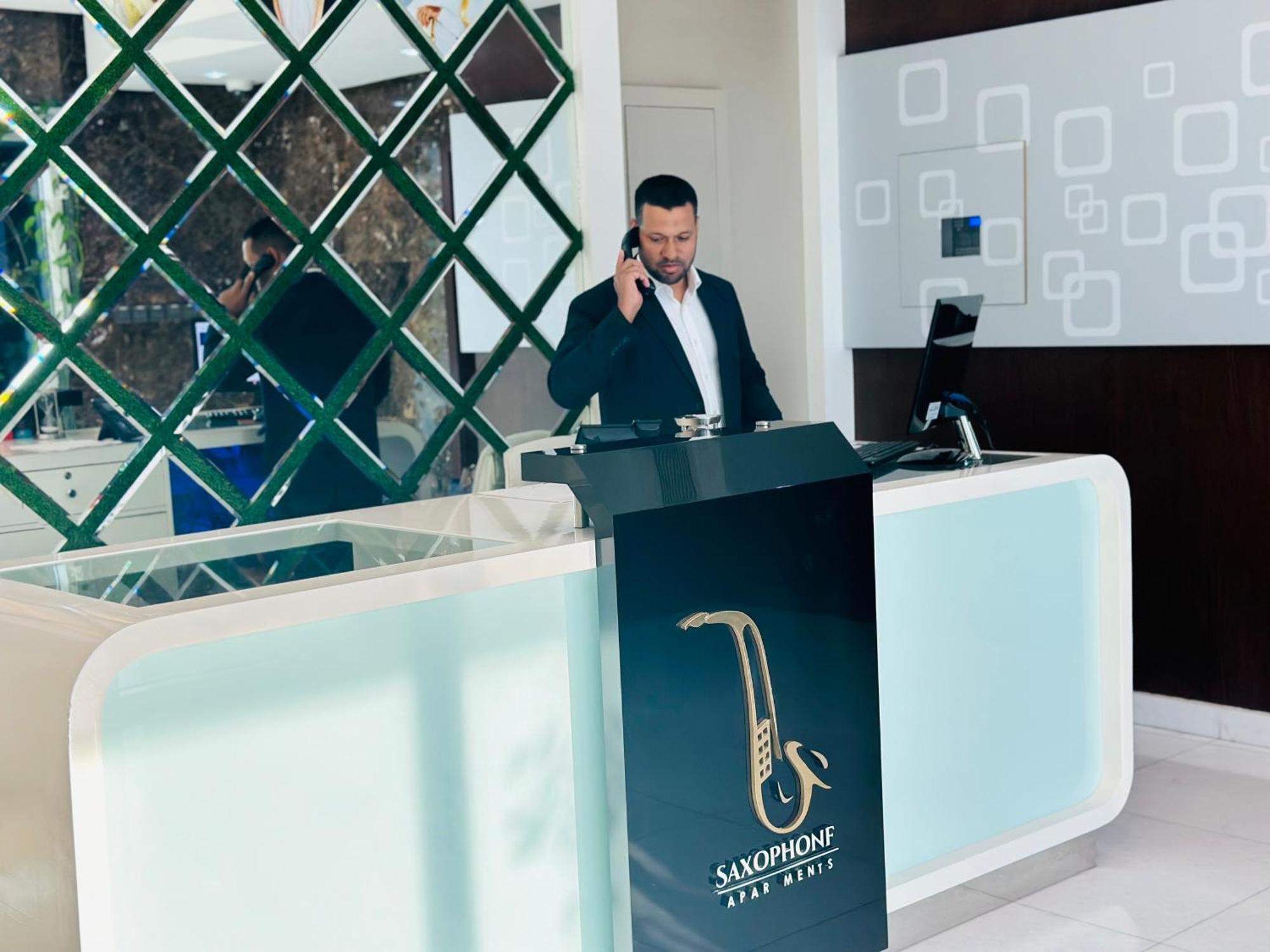 Saxophone Suites Muharraq Buitenkant foto