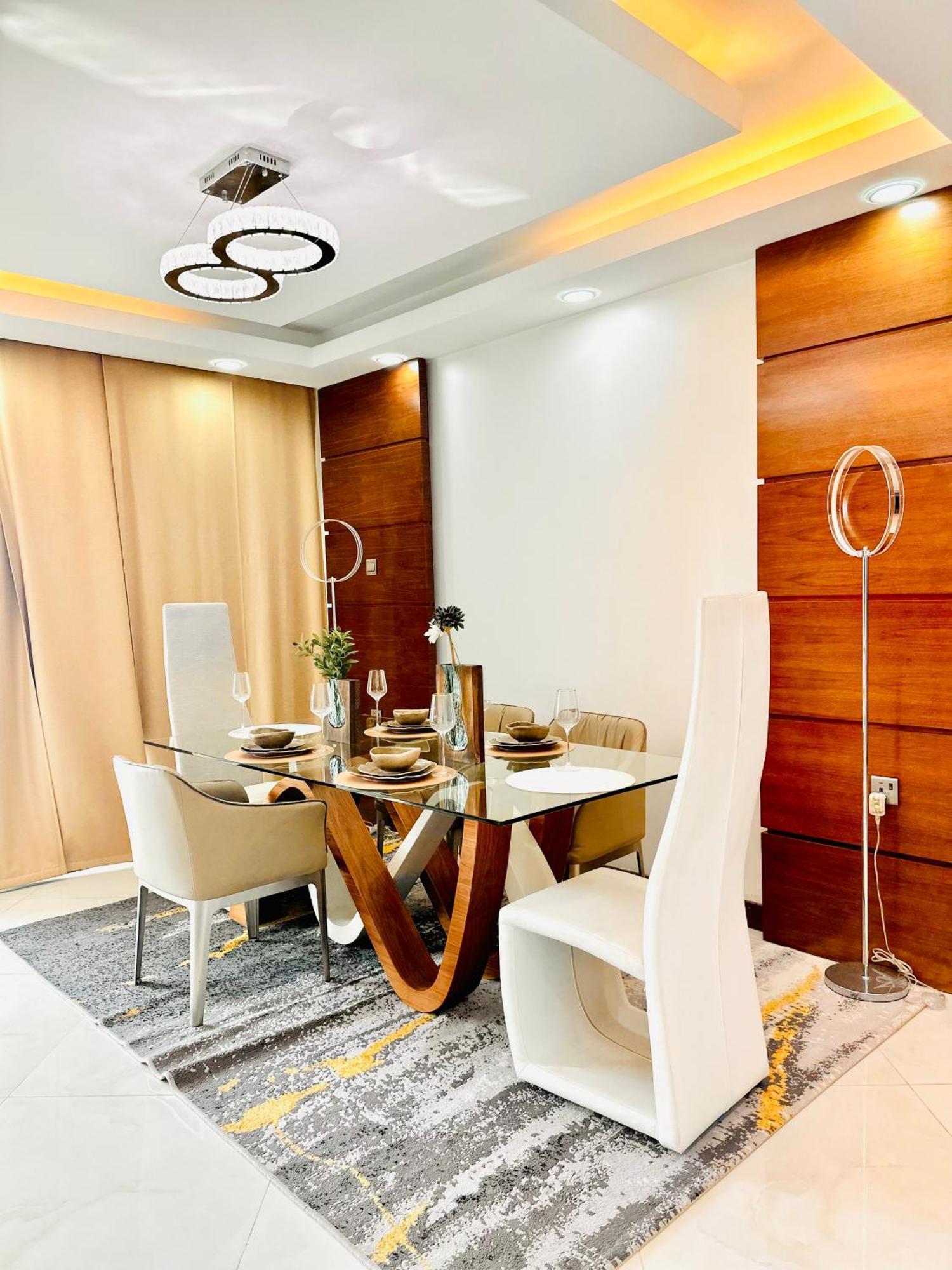 Saxophone Suites Muharraq Buitenkant foto