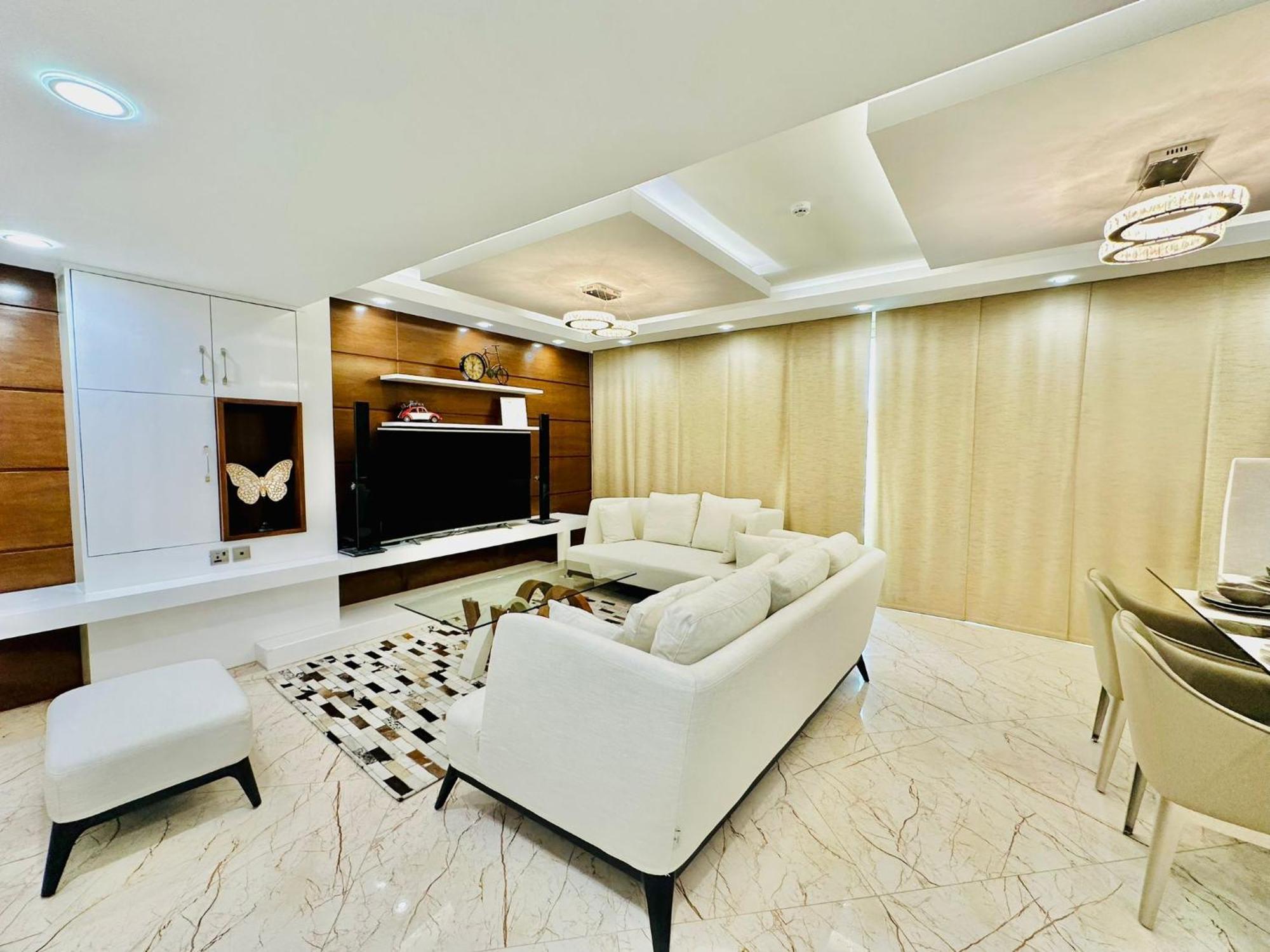 Saxophone Suites Muharraq Buitenkant foto