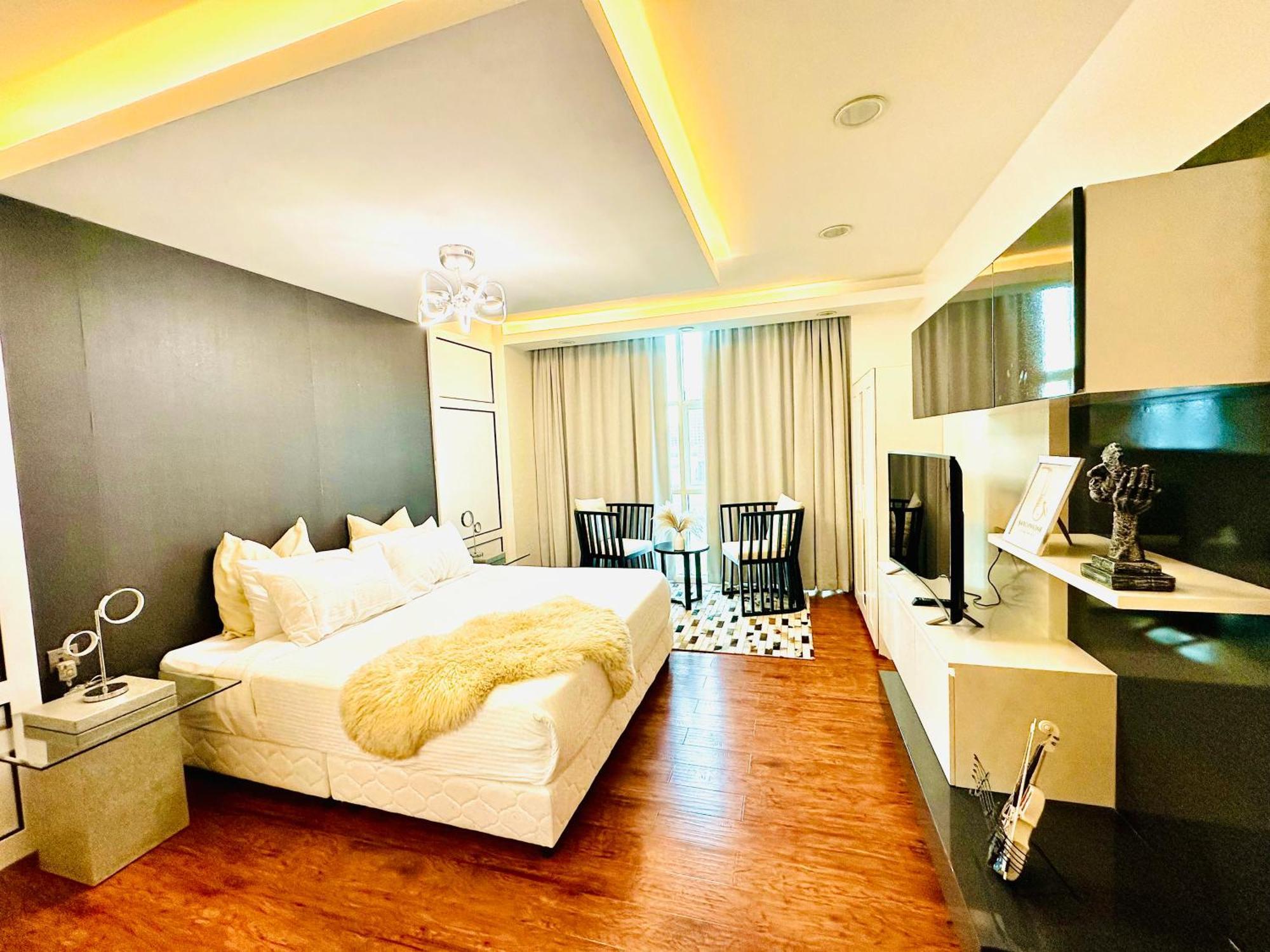 Saxophone Suites Muharraq Buitenkant foto